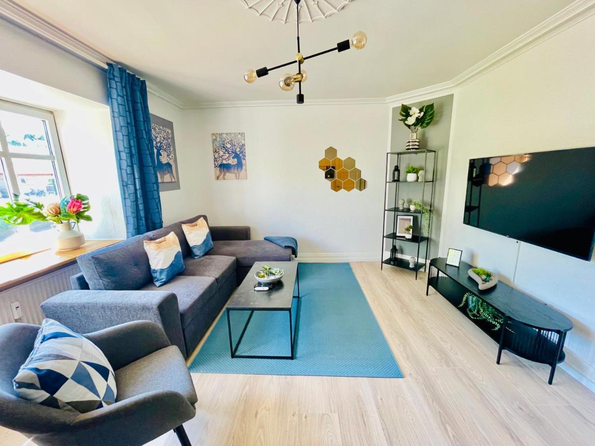 Aday - Modern 2 Bedroom Charming Central Apartment With Public Parking Aalborg Exterior photo